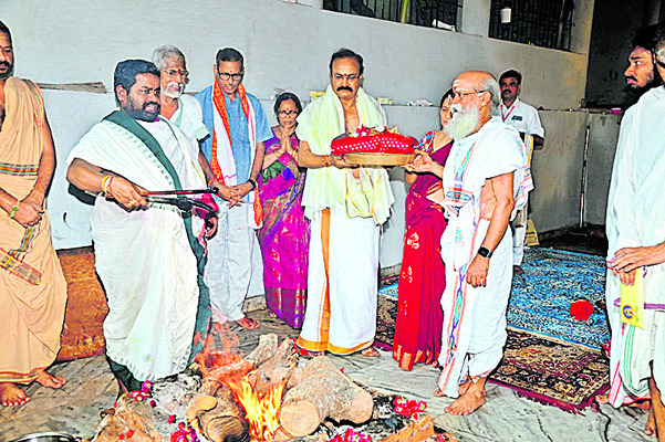 ముగిసిన చైత్రమాస బ్రహ్మోత్సవాలు 1