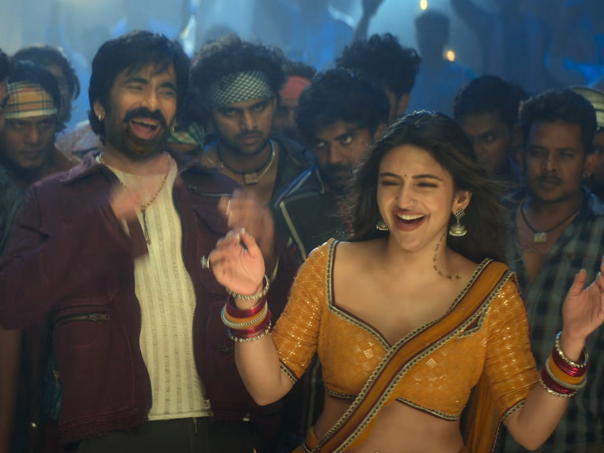 Mass Maharaja Ravi Teja's first song 'Tu Mera Lover' from the film 'Mass Jatara' released11