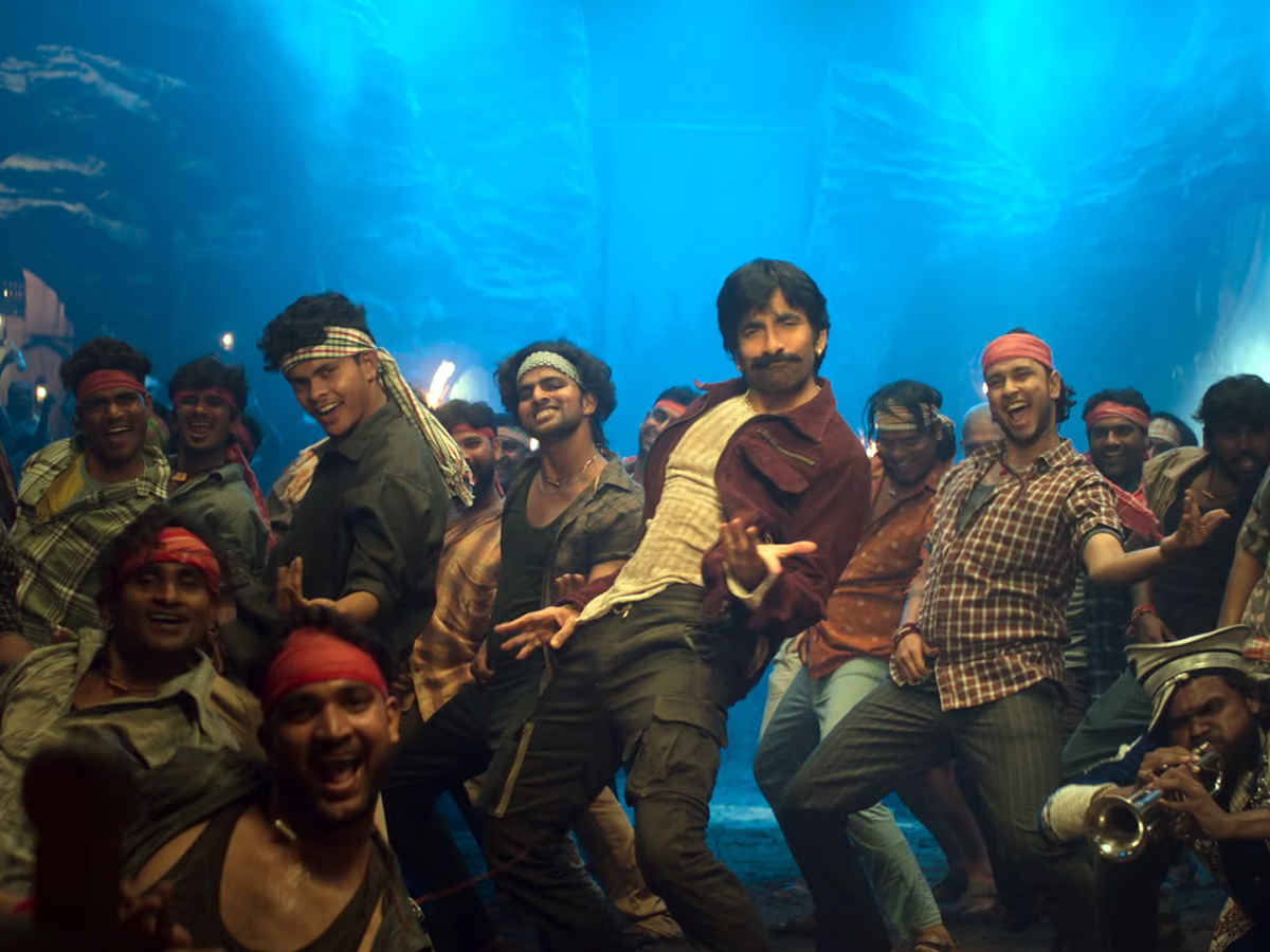 Mass Maharaja Ravi Teja's first song 'Tu Mera Lover' from the film 'Mass Jatara' released5