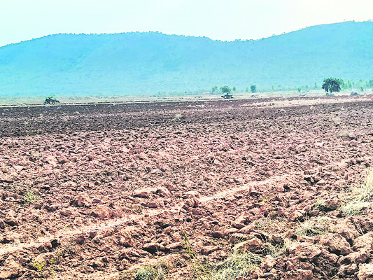 రోడ్డు ప్రమాదంలో వ్యక్తి మృతి 
3