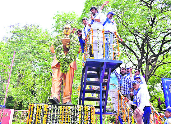 రాజ్యాంగ స్ఫూర్తితోనే‘ప్రజాపాలన’ 5