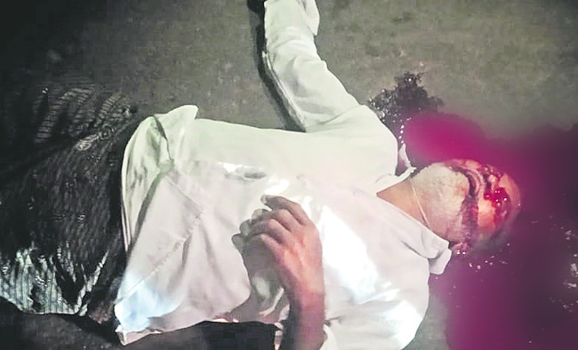 రోడ్డు ప్రమాదంలో వ్యక్తి మృతి 
1