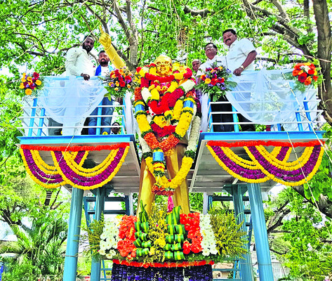 రాజ్యాంగంతో ప్రతి ఒక్కరికీ గౌరవం2