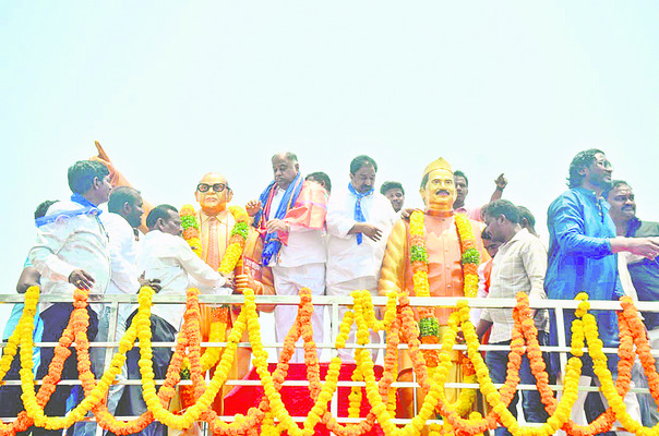 ఓపెన్‌ బెంచ్‌ ప్రెస్‌  పోటీల్లో ప్రతిభ2
