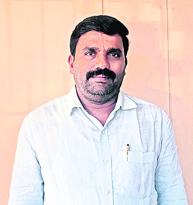 20 టన్నుల రేషన్‌ బియ్యం స్వాధీనం
1