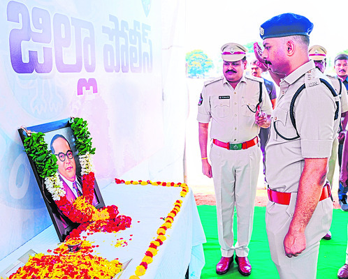 డంపింగ్‌ కేంద్రంలో మంటలు
1