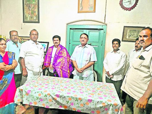 డంపింగ్‌ కేంద్రంలో మంటలు
3