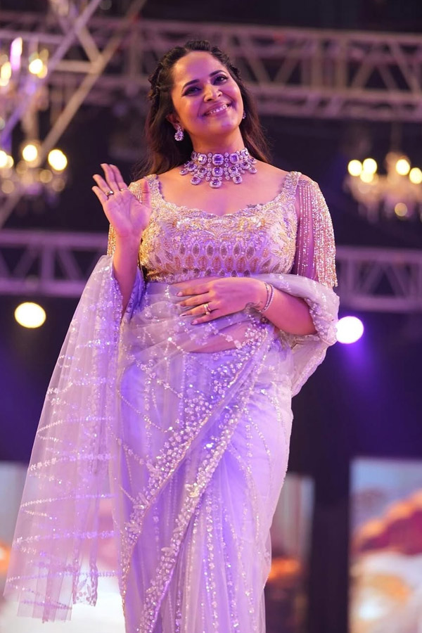 Actress Anasuya Bharadwaj Ramp Walk On Stage At Teach For Change Event In Hyderabad Photos12
