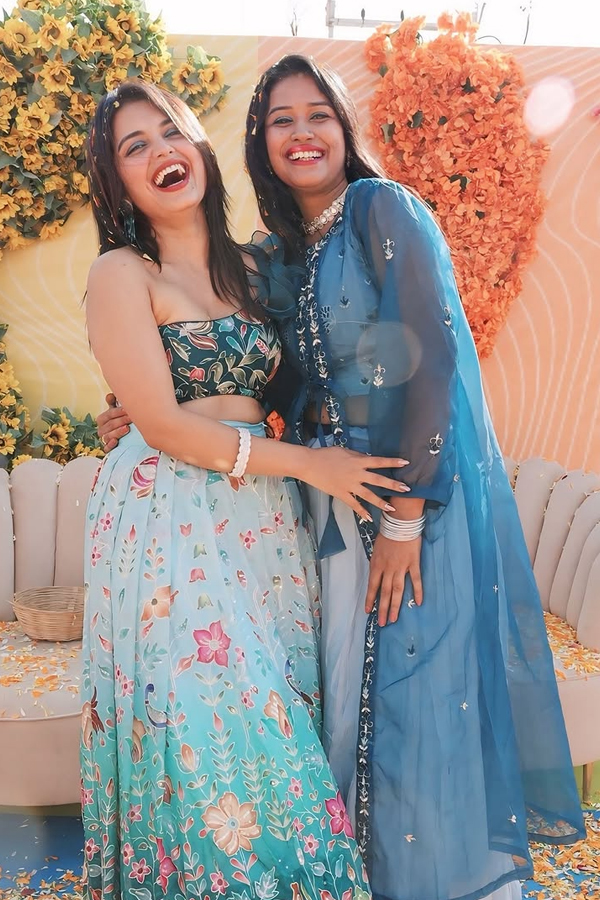 Bigg Boss 7 Telugu Priyanka Jain Enjoys In Wedding Photos 7
