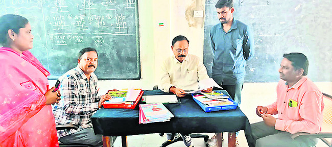 విధుల్లో నిర్లక్ష్యం చేయొద్దు2