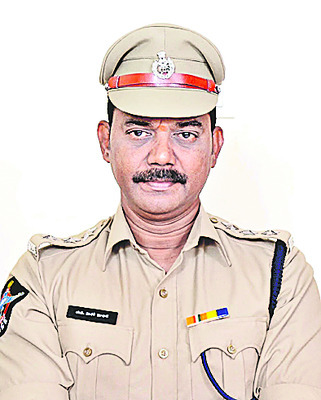 ఈదుకుంటూ మృత్యుఒడికి.. 2
