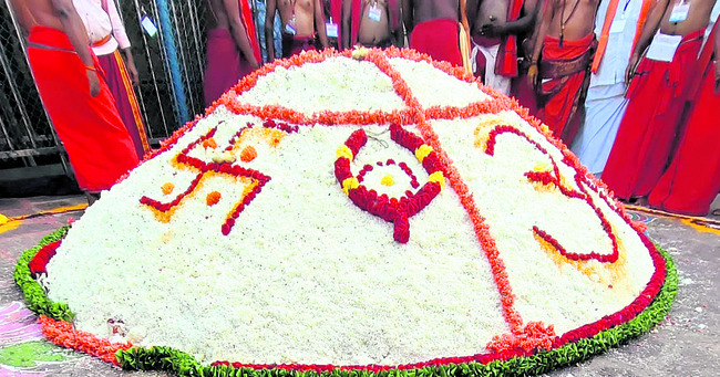 జగన్మాత.. దీవించమ్మా! 3