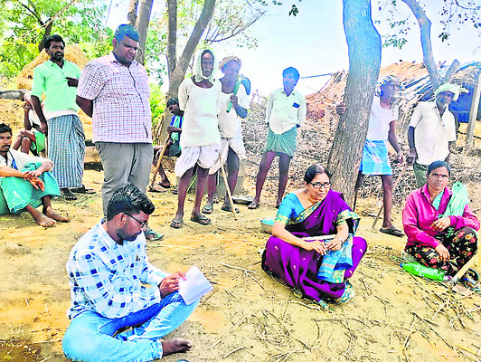 జీడికల్‌ హుండీ ఆదాయం రూ.1.42లక్షలు
3