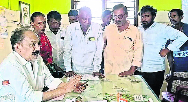 పచ్చదండు బరితెగింపు 1