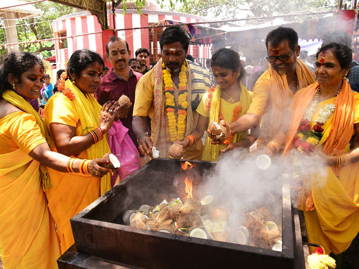 Karakachettu Polamamba Jatara Held Grandly Vizag Photos11