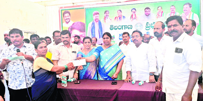 సిర్సనగండ్ల ఆదాయం రూ.12.67 లక్షలు
2