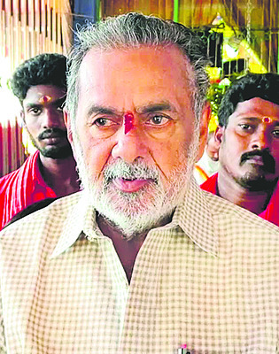 వర్గపోరులో ఢీసీసీబీ3