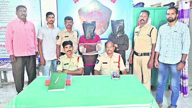 ●తప్పతాగి... హల్చల్ చేసి1