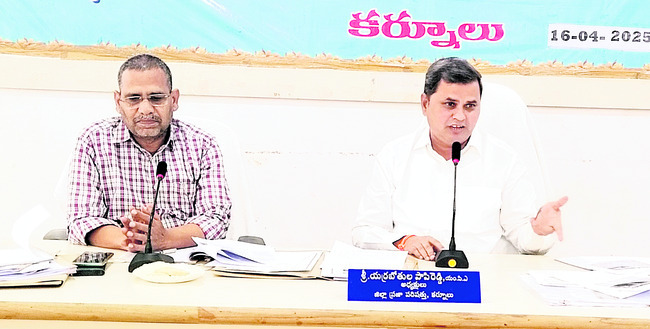 కేసీ, తెలుగుగంగ ఆయకట్టుకు పూర్తి స్థాయిలో అందని నీరు 
1