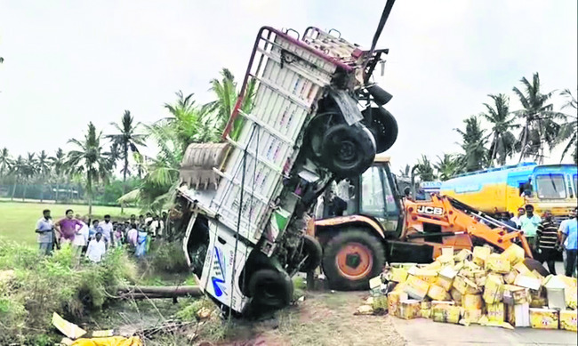 పొట్టకూటి కోసం వెళితే..1