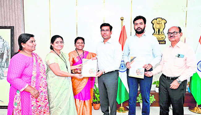 వాట్సాప్‌ గవర్నెన్స్‌పై అవగాహన1