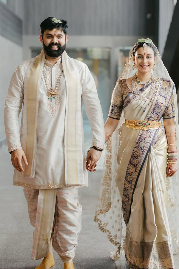 Actress Abhinaya Shares Wedding Photos On Social Media4