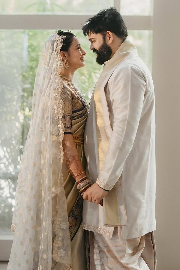 Actress Abhinaya Shares Wedding Photos On Social Media8