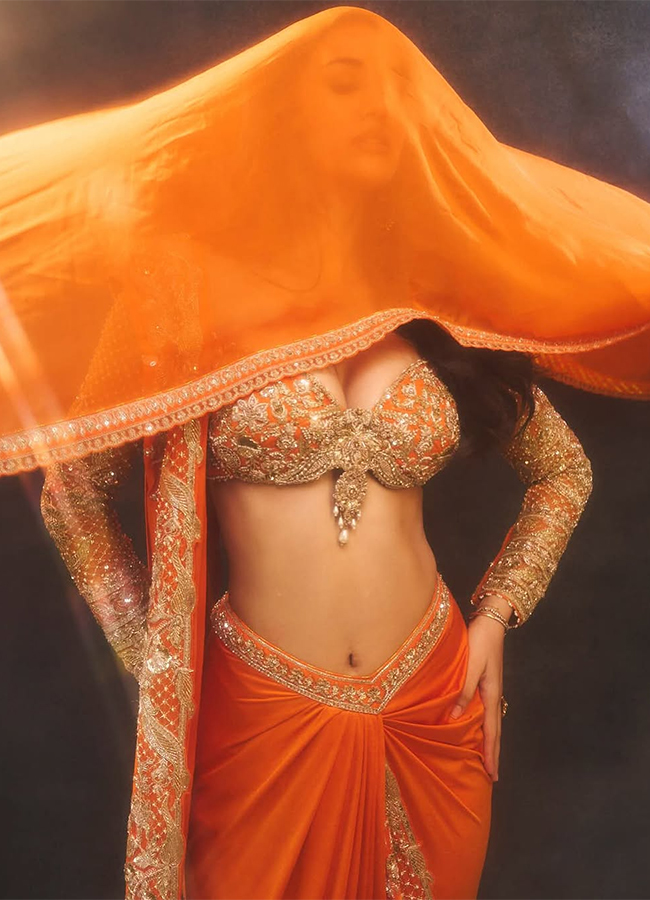 Bollywood Actor Disha Patani Latest photos on instagram3