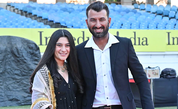 Pooja, wife of former Indian cricketer Cheteshwar Pujara, has written a book Photos2