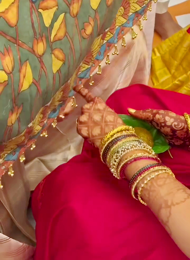 Tollywood Actress Abhinaya Wedding Photos Goes Viral13