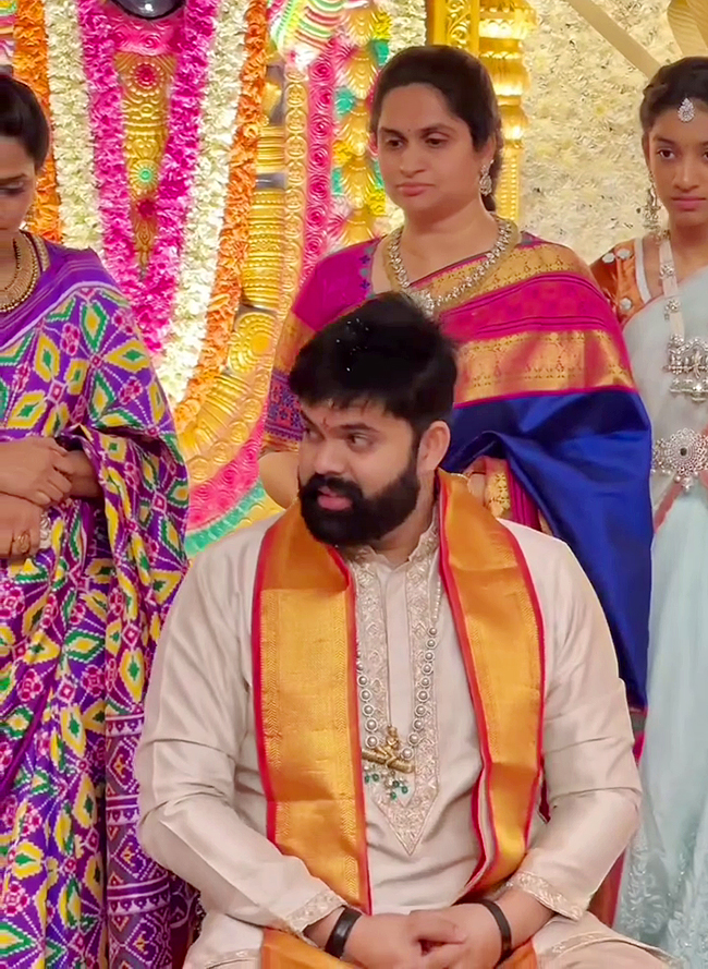 Tollywood Actress Abhinaya Wedding Photos Goes Viral7