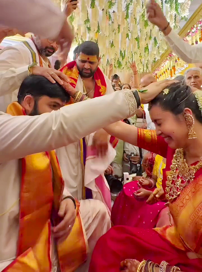Tollywood Actress Abhinaya Wedding Photos Goes Viral8