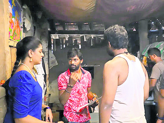 ● చింతలమానెపల్లి మండలం దిందా గ్రామంలో చిత్రీకరణ ● దర్శక1