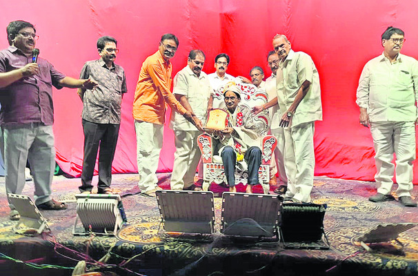 ● అలరించిన జాతీయస్థాయి నాటిక పోటీలు 1