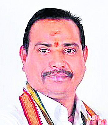 వడదెబ్బతో కూలీ మృతి
1