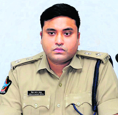 అసాంఘిక శక్తుల పట్ల  అప్రమత్తంగా ఉండాలి 1