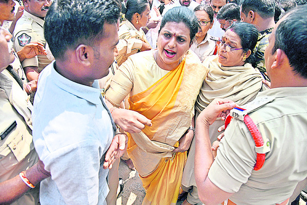 సిండికేట్.. అ‘ధర’హో!
8