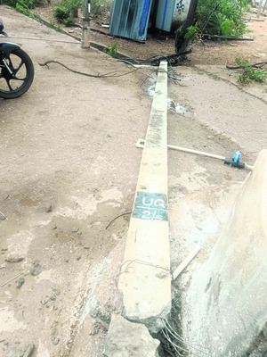 అకాల వర్షంతో ఆగమాగం2