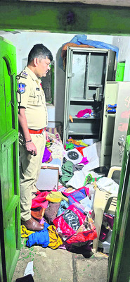 బంక్‌లో ఎలక్ట్రిక్‌ వస్తువులు నిల్వ చేయొద్దు 
1