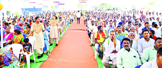 నెలాఖరులోగా ఇందిరమ్మ ఇళ్లు1