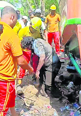 టిప్పర్‌ కింద నరకయాతన2