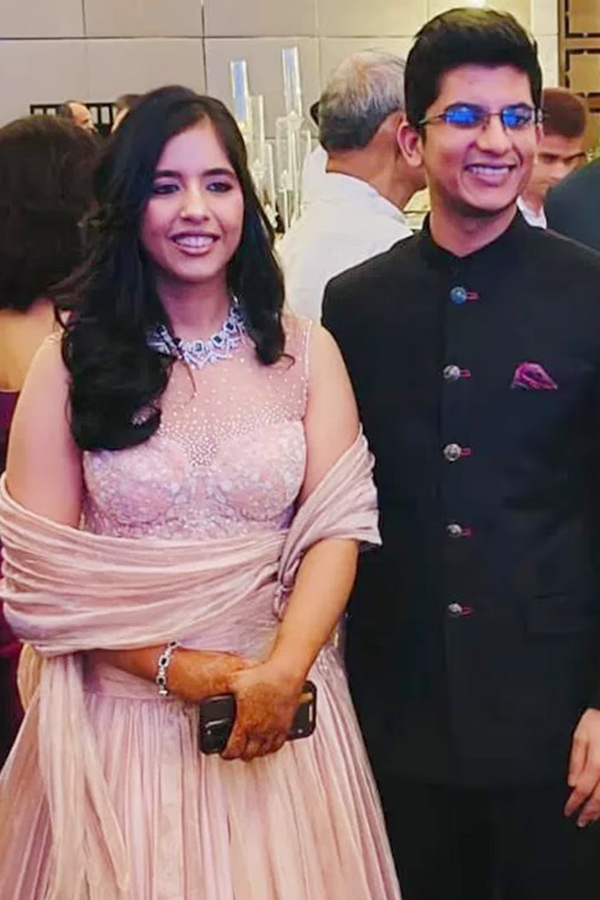 Former Delhi CM Arvind Kejriwal's Daughter Harshita Wedding Photos10