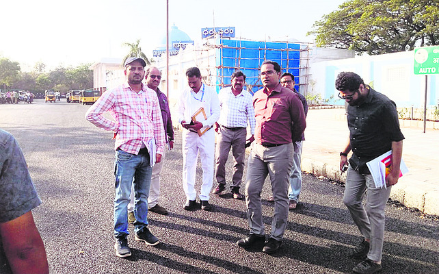 ధర్మవరం రైల్వేస్టేషన్‌ను తీర్చిదిద్దుతాం 1