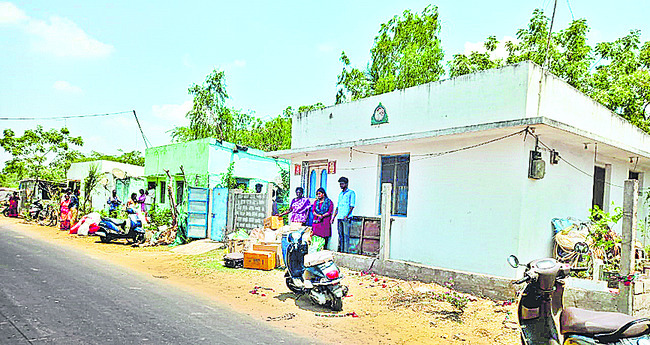 కమిషనర్‌ అత్యుత్సాహం 2