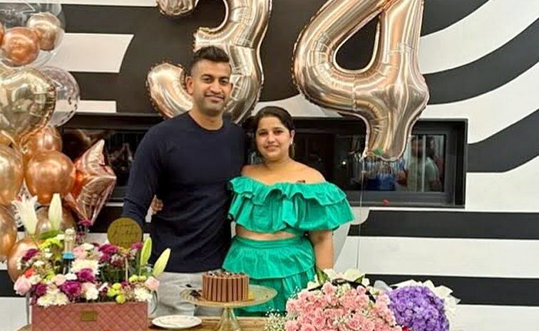 Dil Raju Daughter Hanshitha Reddy Grand Birthday Celebrations Photos5