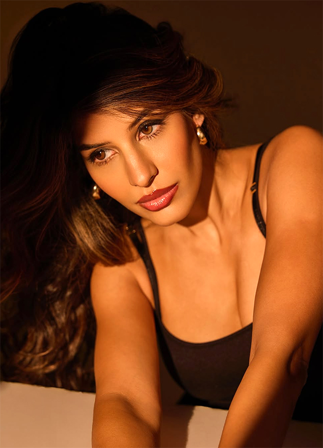 Hardik Pandya New Girlfriend rumoured gf Jasmin Walia MI team4