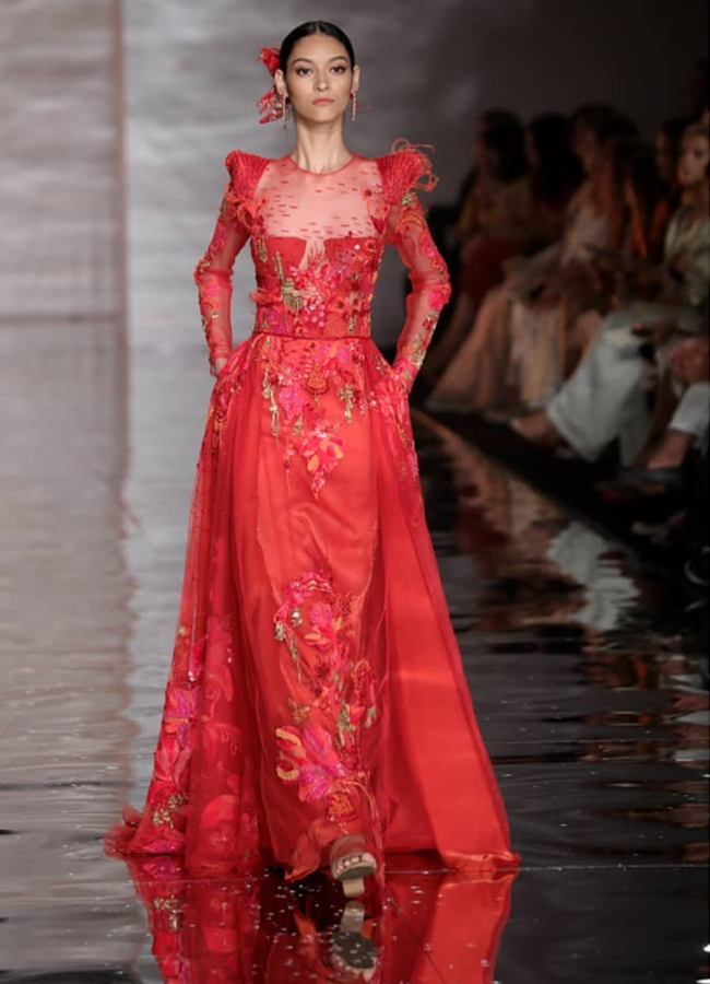 Meet this sensational Model Who Was Behind Janhvi At LFW Photos11