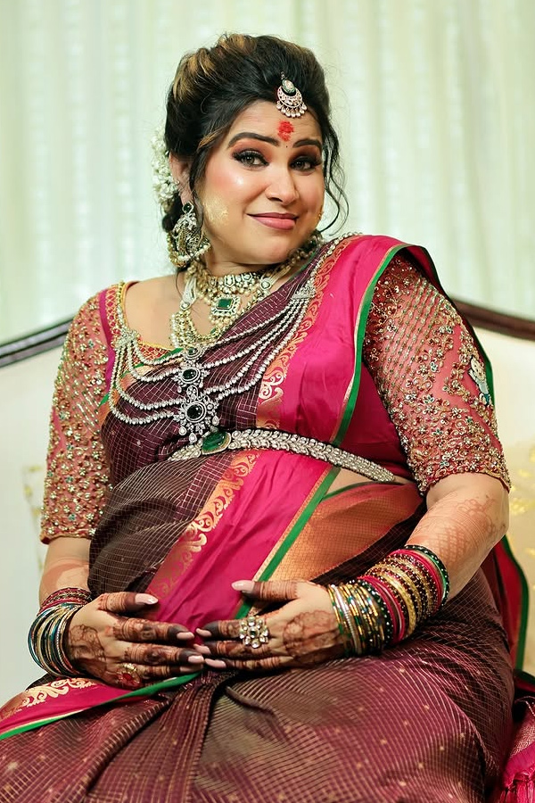 Thirumagal Actress Sangeetha shares precious moments from husband Redin Kingsleys baby shower Photos6