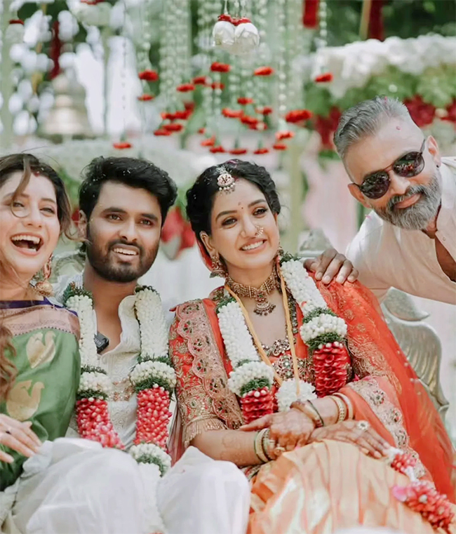 Bigg Boss Tamil 5 couple Pavani Reddy and Amir ADS Wedding photos goes viral18