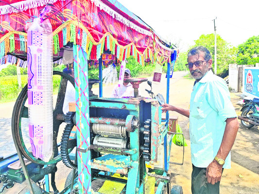 పని ఏదైనా.. చేసేది వారే!4